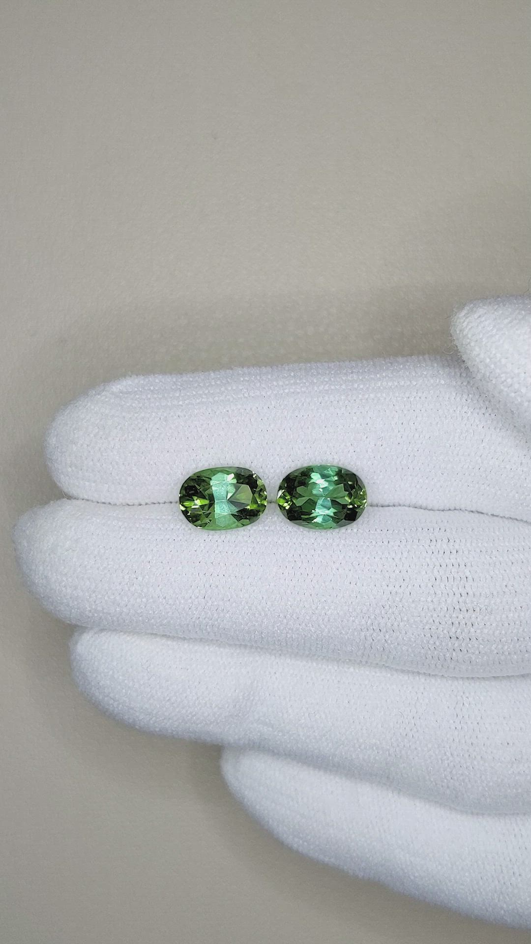 4.11&nbsp;Ct.Tw.Total Carat Weight Tourmaline Pair from Mozambique Size Video