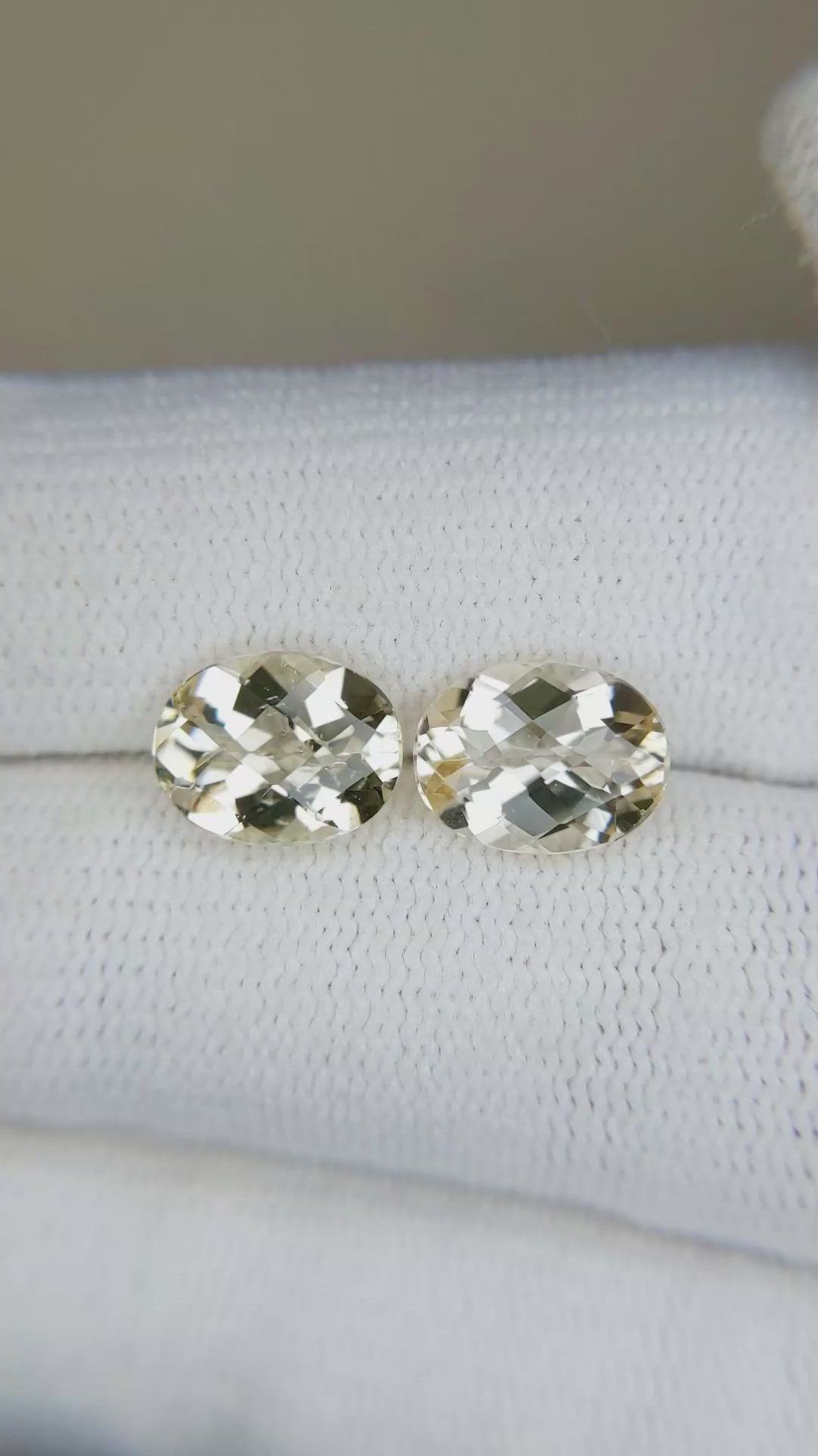 3.37&nbsp;Ct.Tw.Total Carat Weight Heliodor Pair from Pakistan Size Video