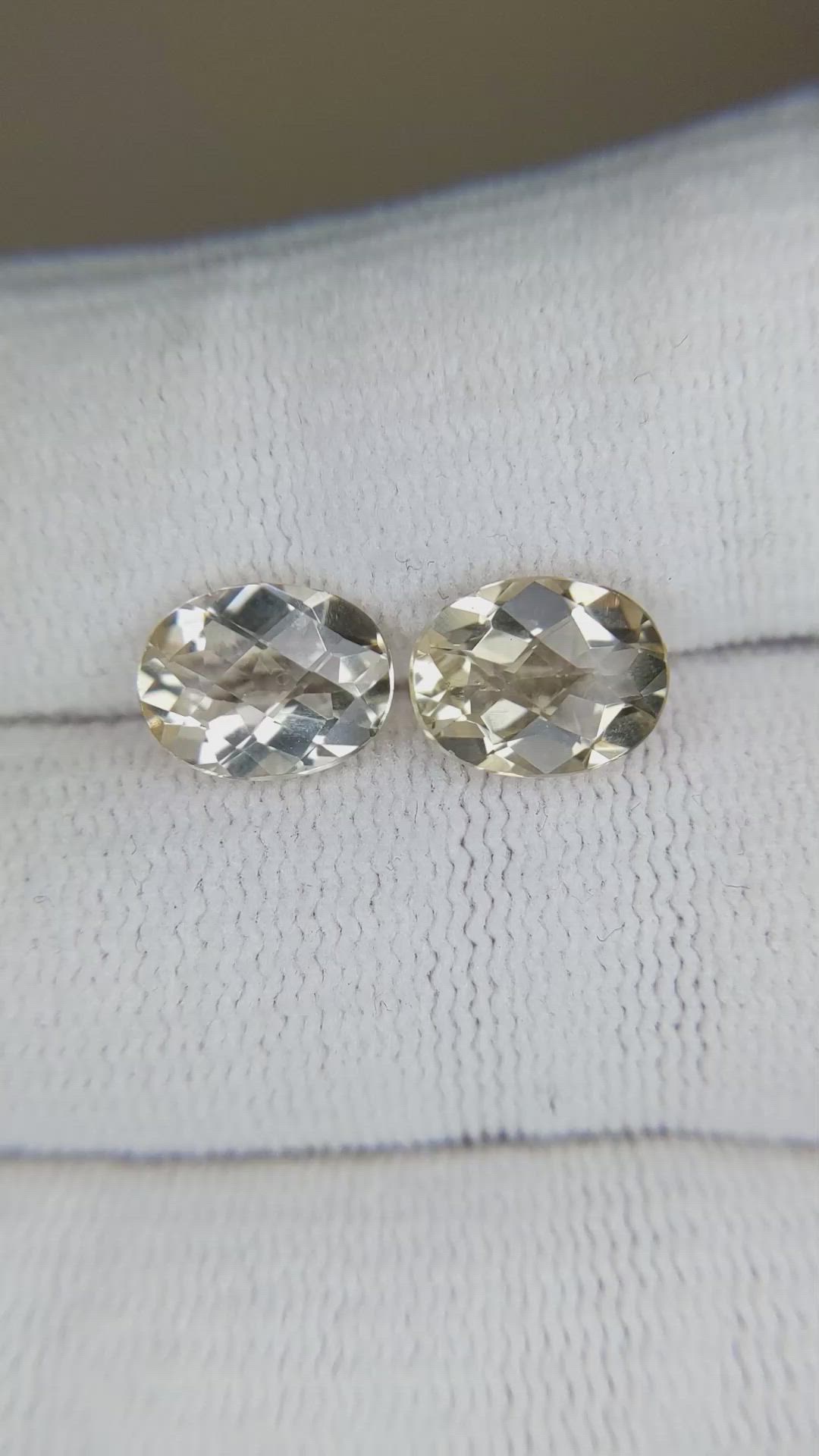 3.41&nbsp;Ct.Tw.Total Carat Weight Heliodor Pair from Pakistan Size Video