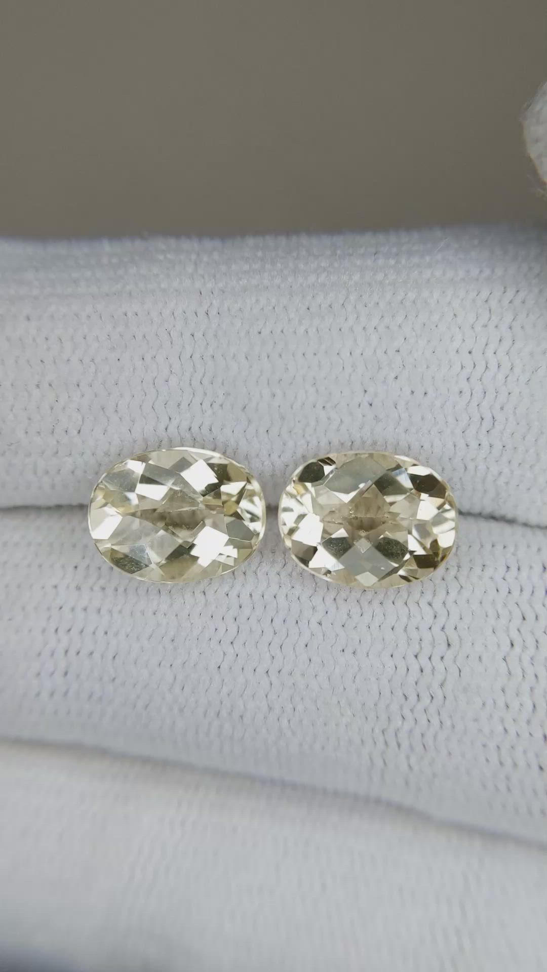 3.64&nbsp;Ct.Tw.Total Carat Weight Heliodor Pair from Pakistan Size Video