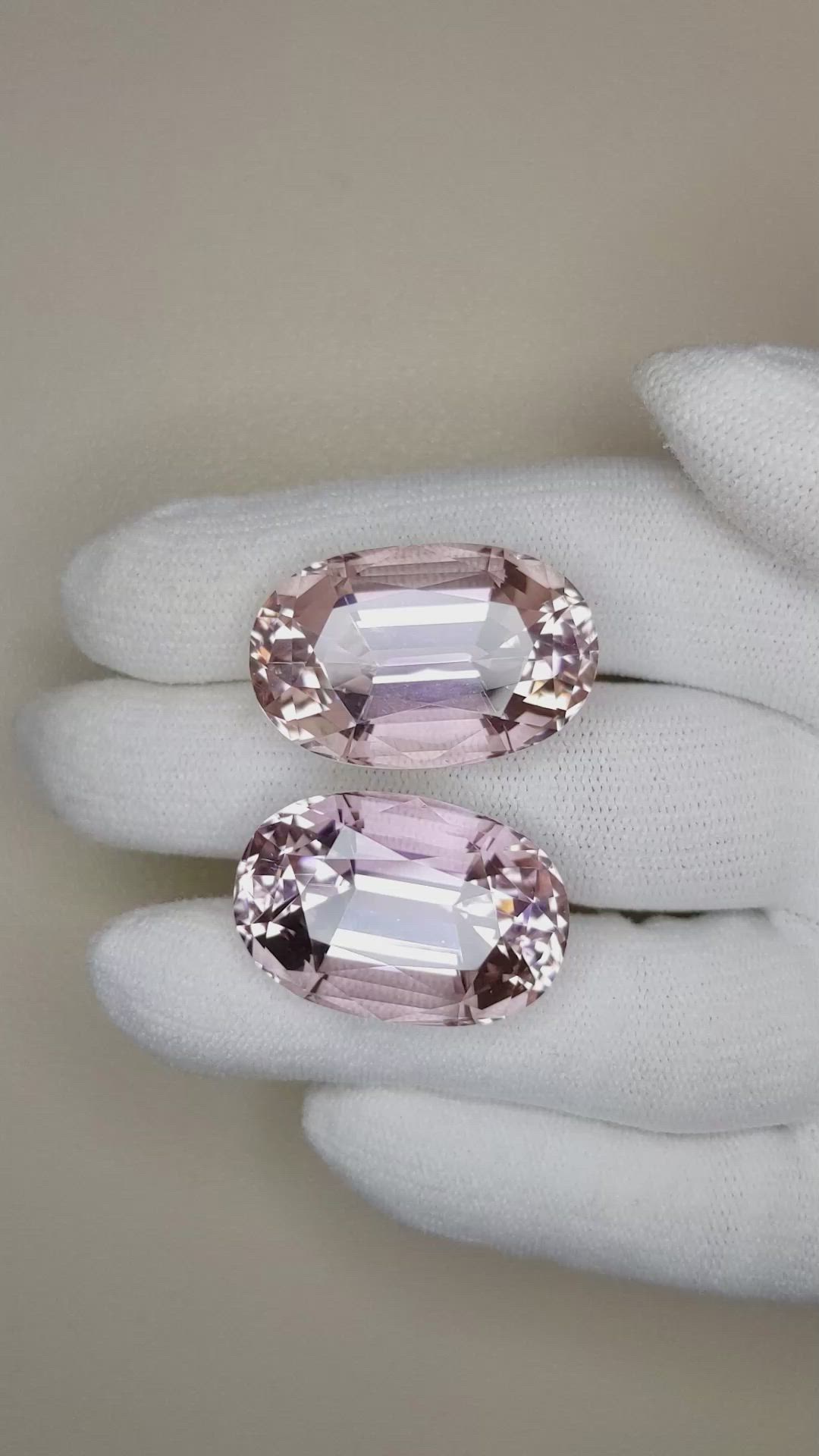 77.69&nbsp;Ct.Tw.Total Carat Weight Kunzite Pair from Afghanistan Size Video