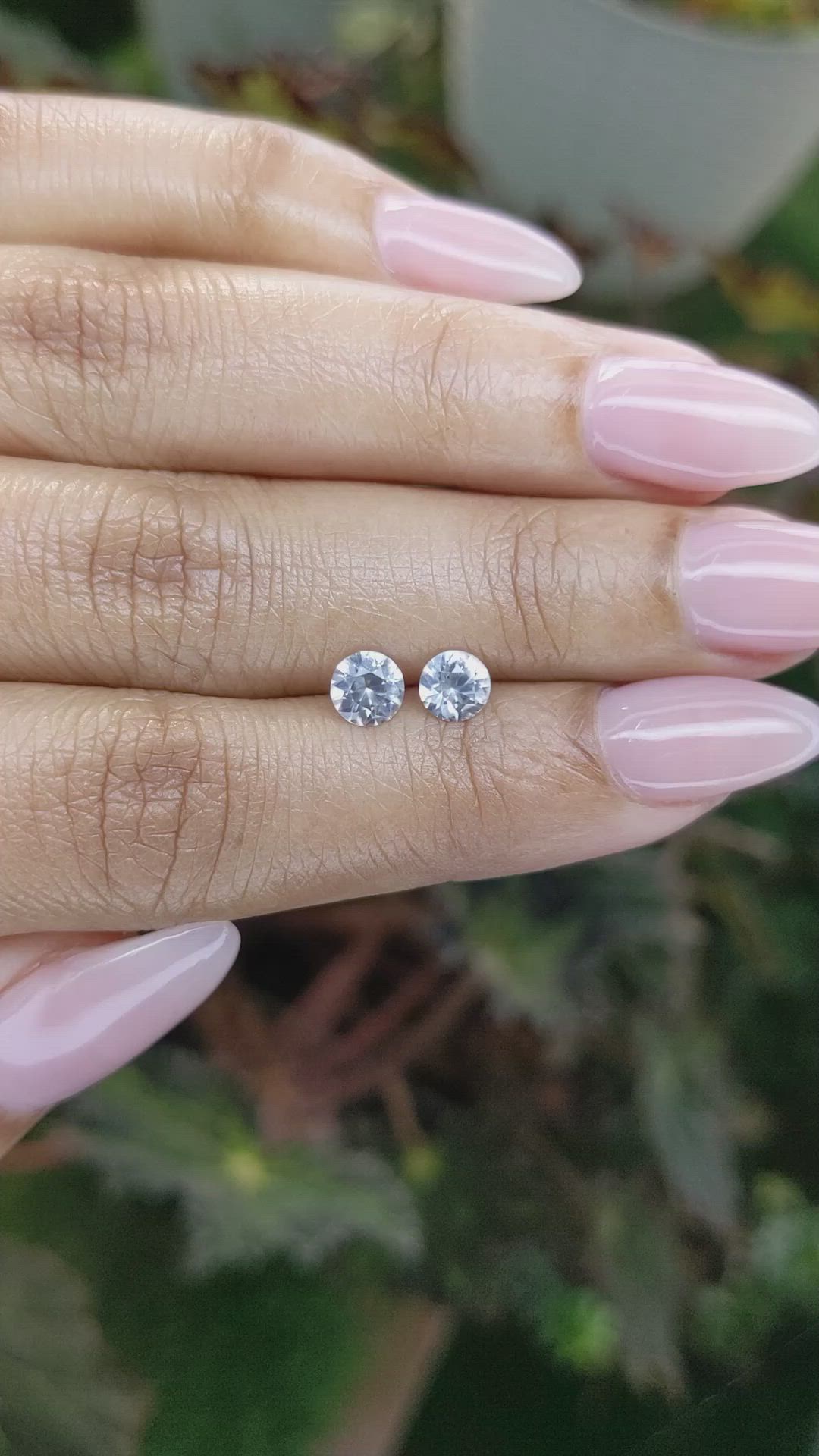 1.30 Ct.Tw.Total Carat Weight Zircon Pair from Ceylon (Sri Lanka) Size Video