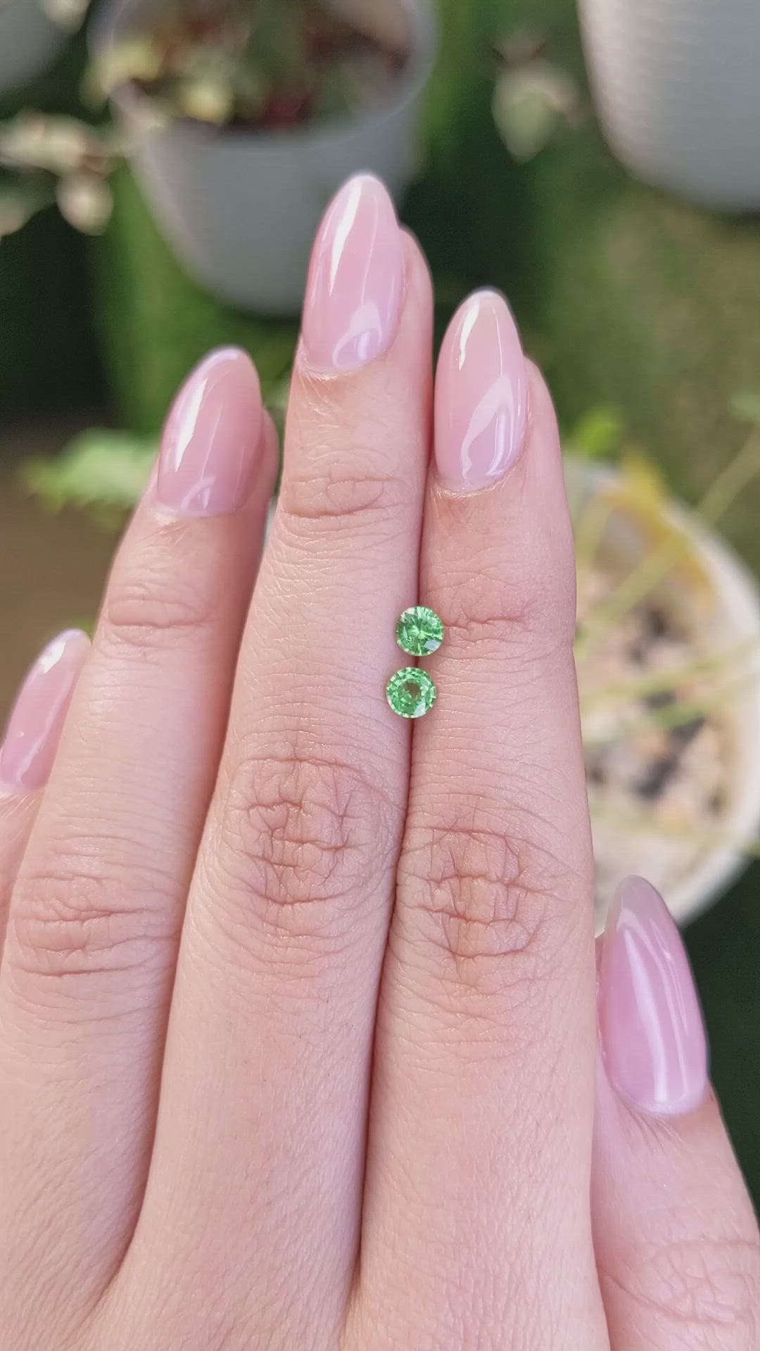 0.56&nbsp;Ct.Tw.Total Carat Weight Tsavorite Garnet Pair from Madagascar Size Video