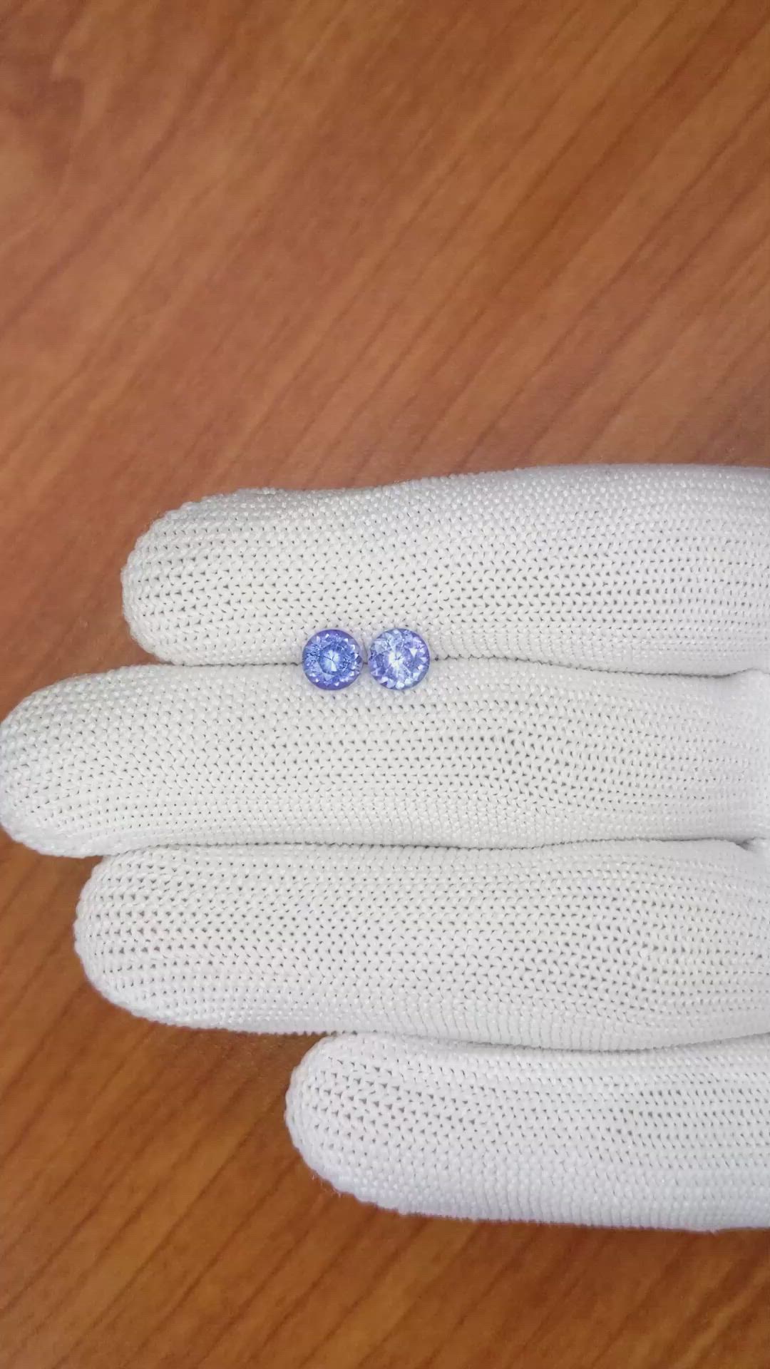 1.12&nbsp;Ct.Tw.Total Carat Weight Tanzanite Pair from Tanzania Size Video