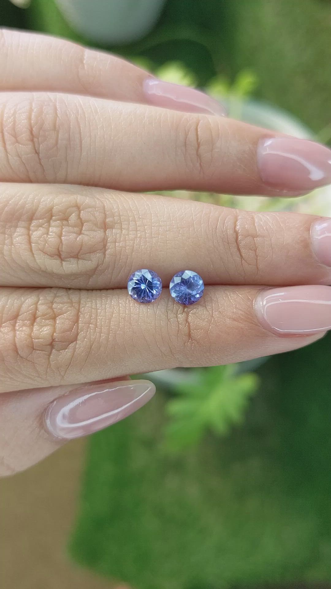 1.12&nbsp;Ct.Tw.Total Carat Weight Tanzanite Pair from Tanzania Size Video