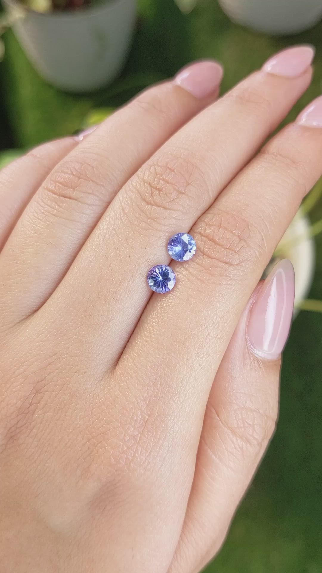 1.12&nbsp;Ct.Tw.Total Carat Weight Tanzanite Pair from Tanzania Size Video