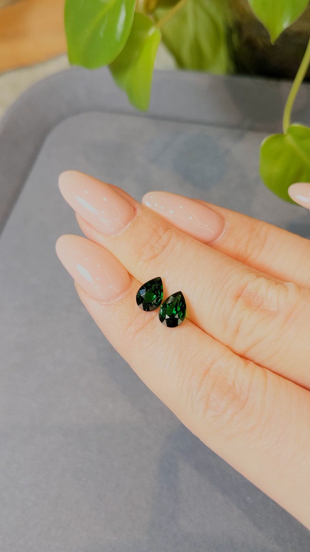 2.13&nbsp;Ct.Tw.Total Carat Weight Tsavorite Garnet Pair from Madagascar Size Video