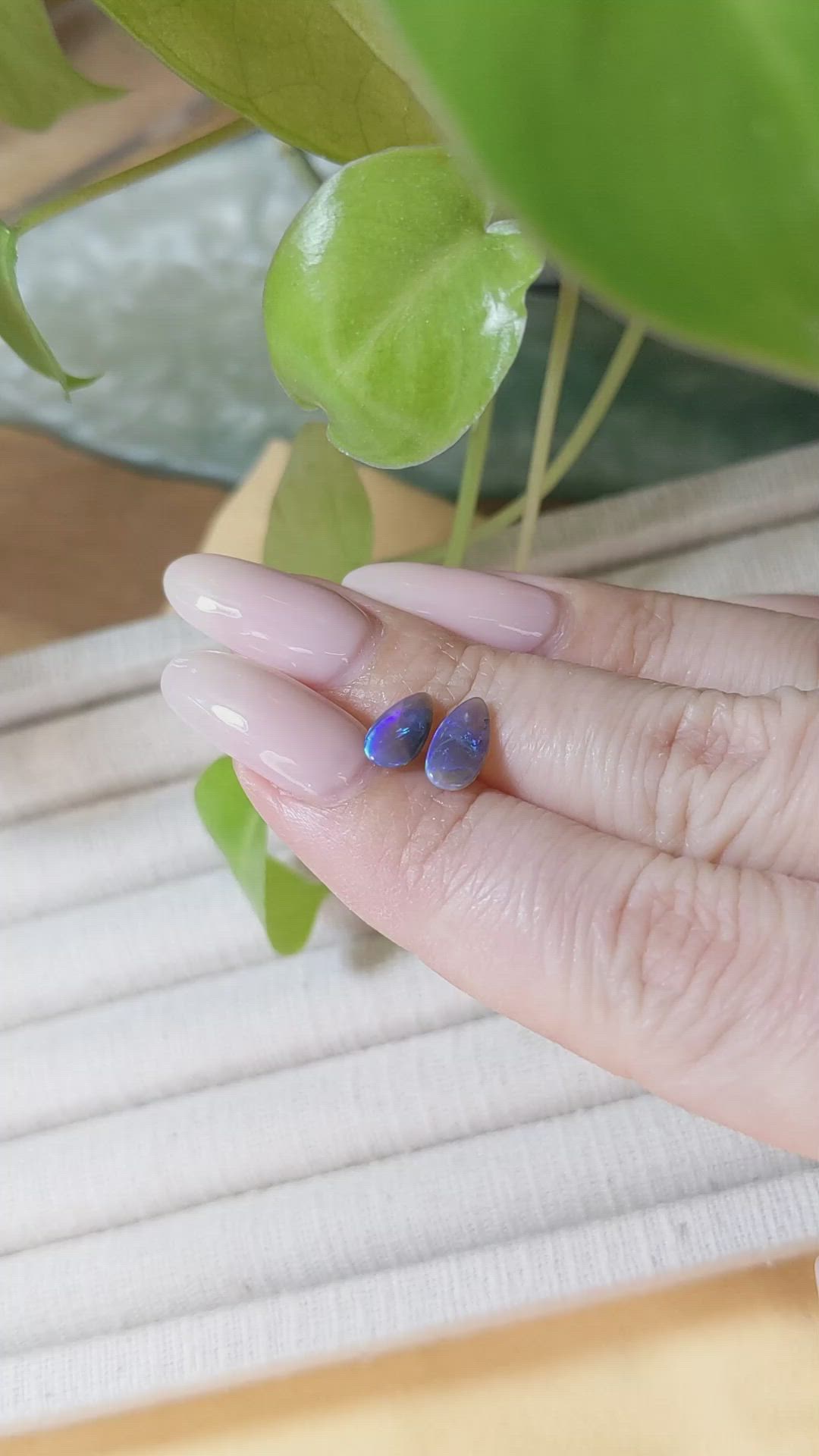 1.15&nbsp;Ct.Tw.Total Carat Weight Cabochon Opal Pair from Australia Size Video