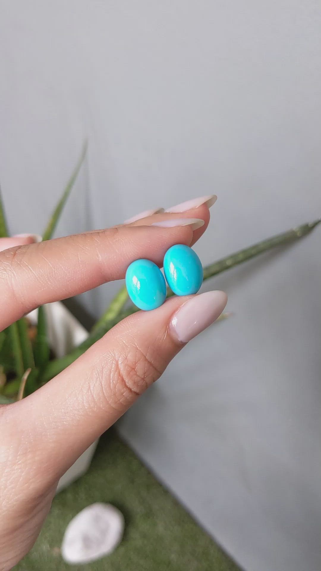 13.15&nbsp;Ct.Tw.Total Carat Weight Blue Cabochon Turquoise Pair from USA Size Video