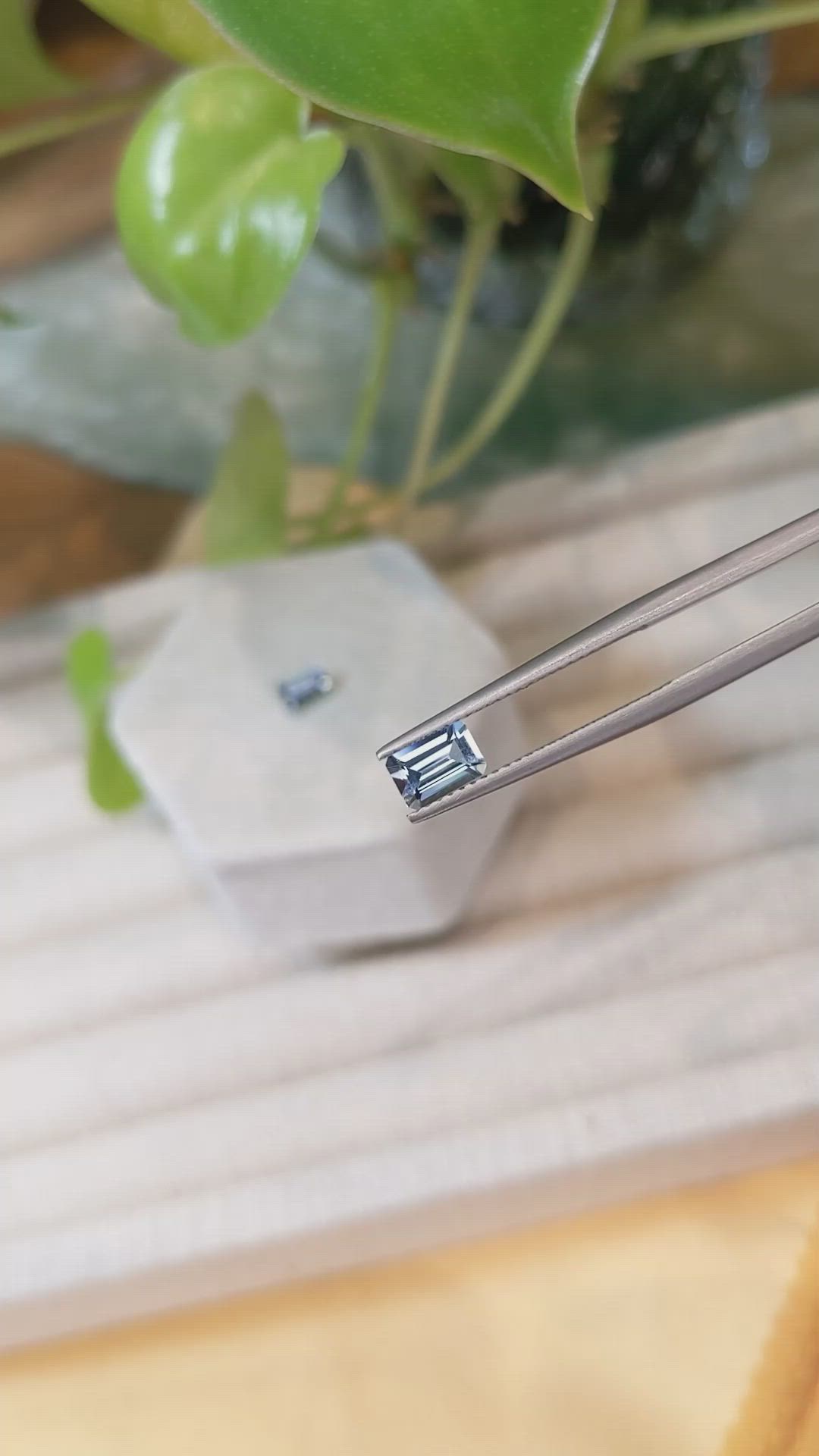 0.96&nbsp;Ct.Tw.Total Carat Weight Aquamarine Pair from Brazil Size Video