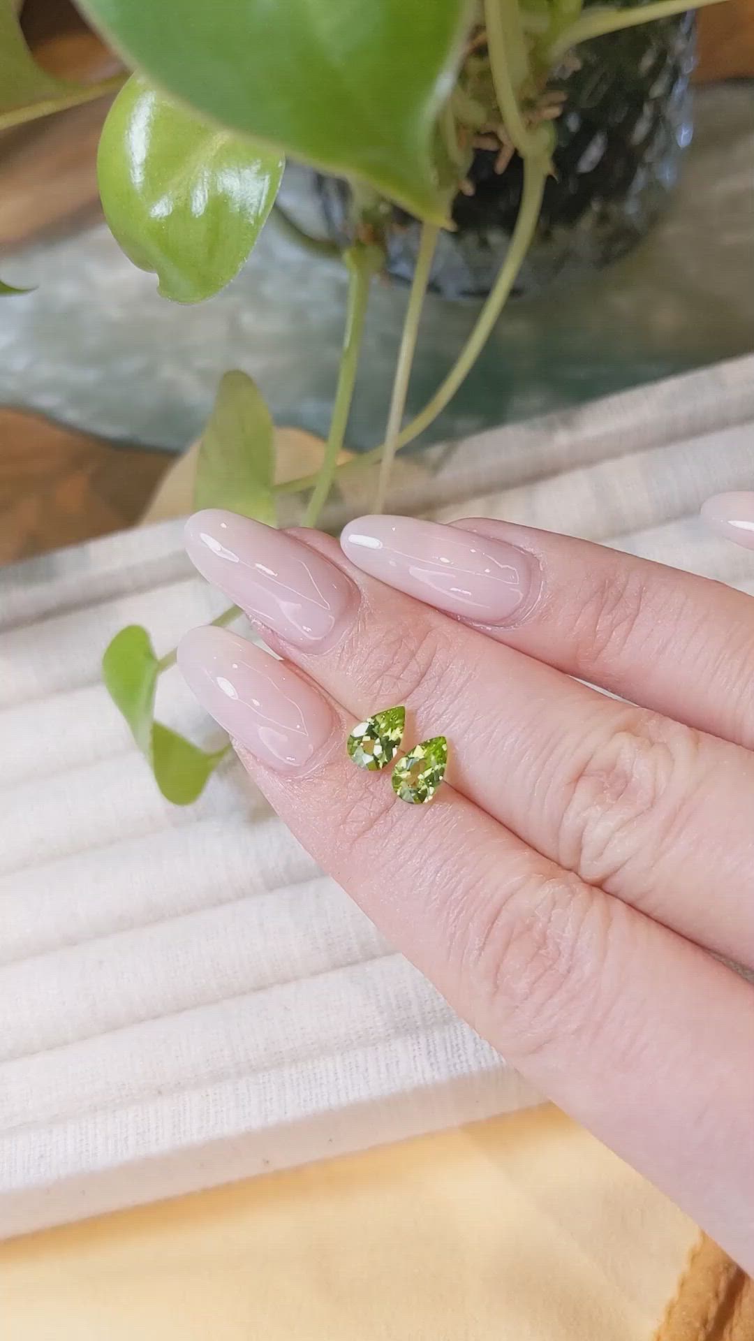 1.68&nbsp;Ct.Tw.Total Carat Weight Yellowish Green Peridot Pair from Burma (Myanmar) Size Video