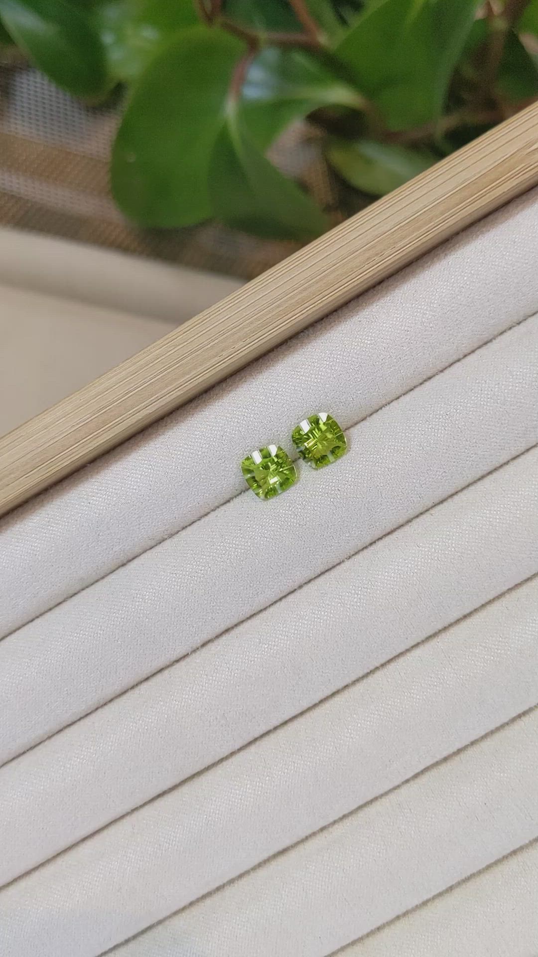2.50&nbsp;Ct.Tw.Total Carat Weight Yellowish Green Peridot Pair from Burma (Myanmar) Size Video