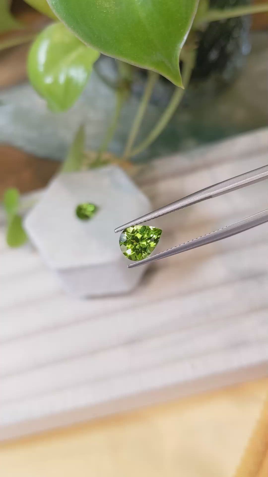 3.62&nbsp;Ct.Tw.Total Carat Weight Yellowish Green Peridot Pair from Burma (Myanmar) Size Video