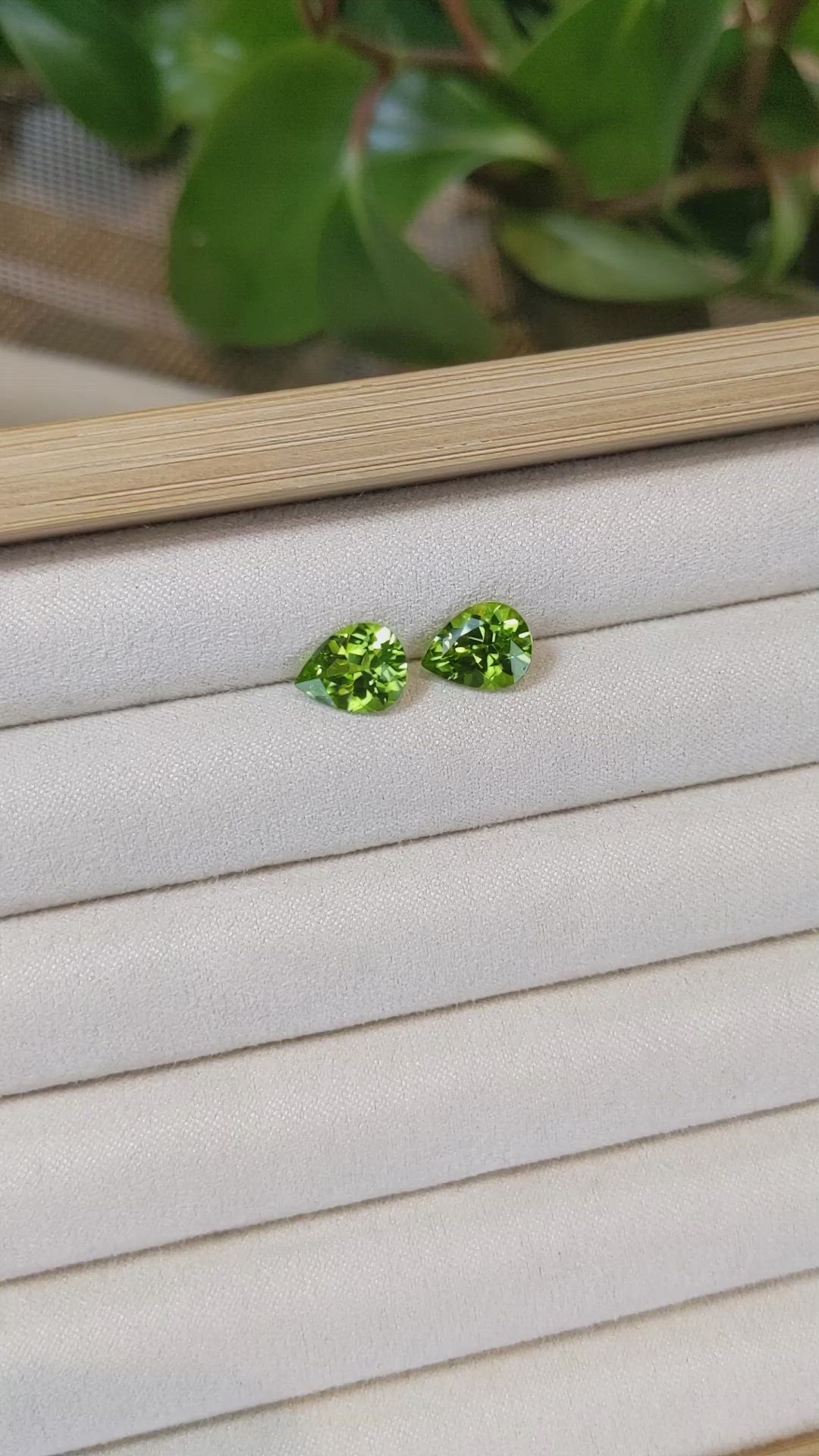 4.69&nbsp;Ct.Tw.Total Carat Weight Peridot Pair from Burma (Myanmar) Size Video