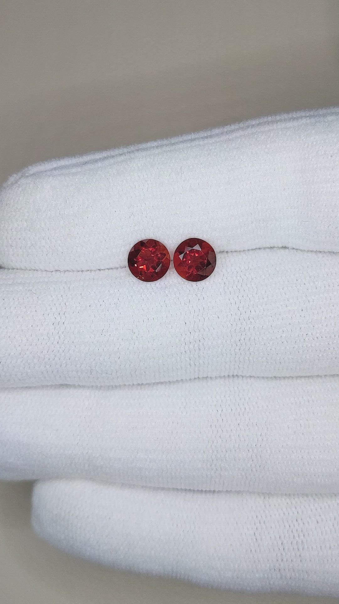 1.56 Ct.Tw.Total Carat Weight Garnet Pair from Mozambique Size Video