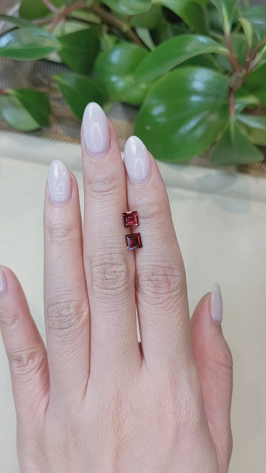 1.55&nbsp;Ct.Tw.Total Carat Weight Red Garnet Pair from Mozambique Size Video