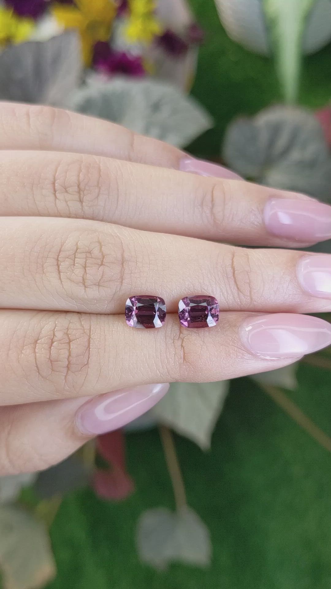 3.35&nbsp;Ct.Tw.Total Carat Weight Spinel Pair from Ceylon (Sri Lanka) Size Video