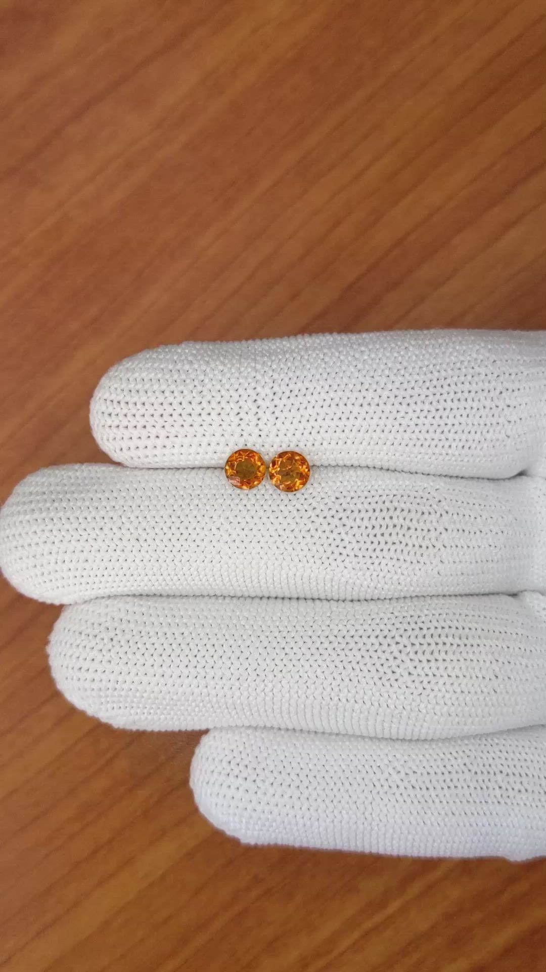 0.80&nbsp;Ct.Tw.Total Carat Weight Citrine Pair from Ceylon (Sri Lanka) Size Video