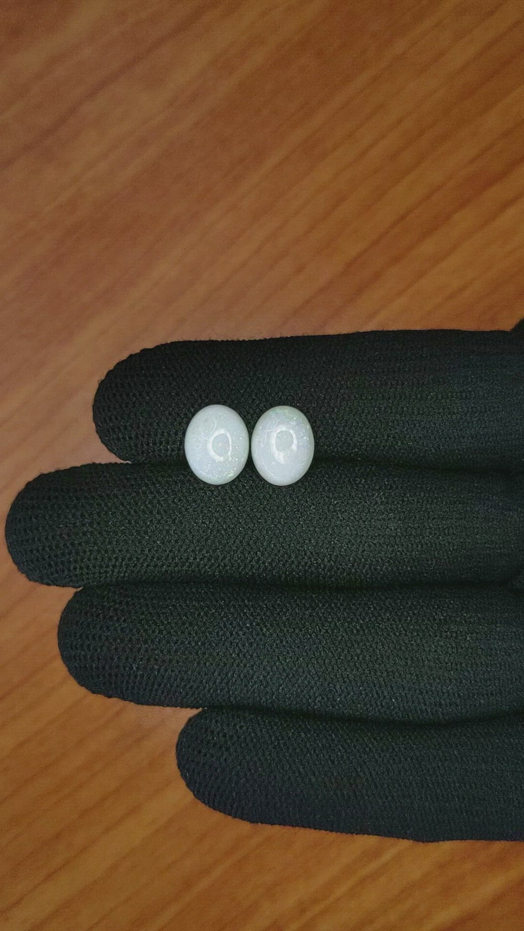 3.92&nbsp;Ct.Tw.Total Carat Weight Cabochon Opal Pair from Brazil Size Video