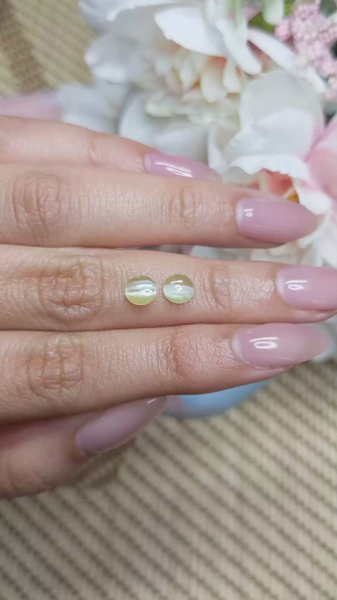 1.66&nbsp;Ct.Tw.Total Carat Weight Greenish Yellow Cabochon Chrysoberyl Pair from Ceylon (Sri Lanka) Size Video