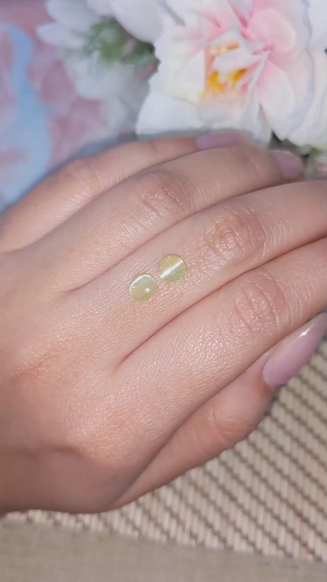 1.66&nbsp;Ct.Tw.Total Carat Weight Greenish Yellow Cabochon Chrysoberyl Pair from Ceylon (Sri Lanka) Size Video