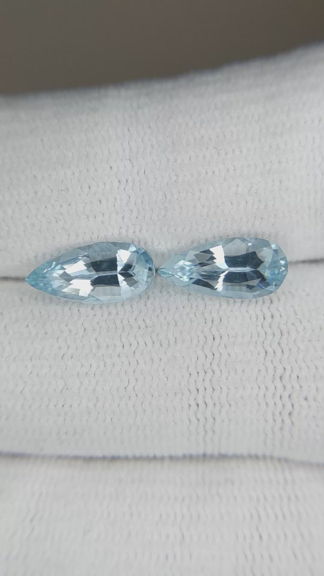 2.65&nbsp;Ct.Tw.Total Carat Weight Blue Aquamarine Pair from Brazil Size Video