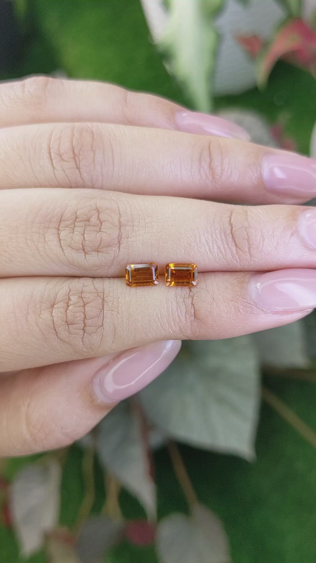 0.97&nbsp;Ct.Tw.Total Carat Weight Madeira Citrine Pair from Brazil Size Video