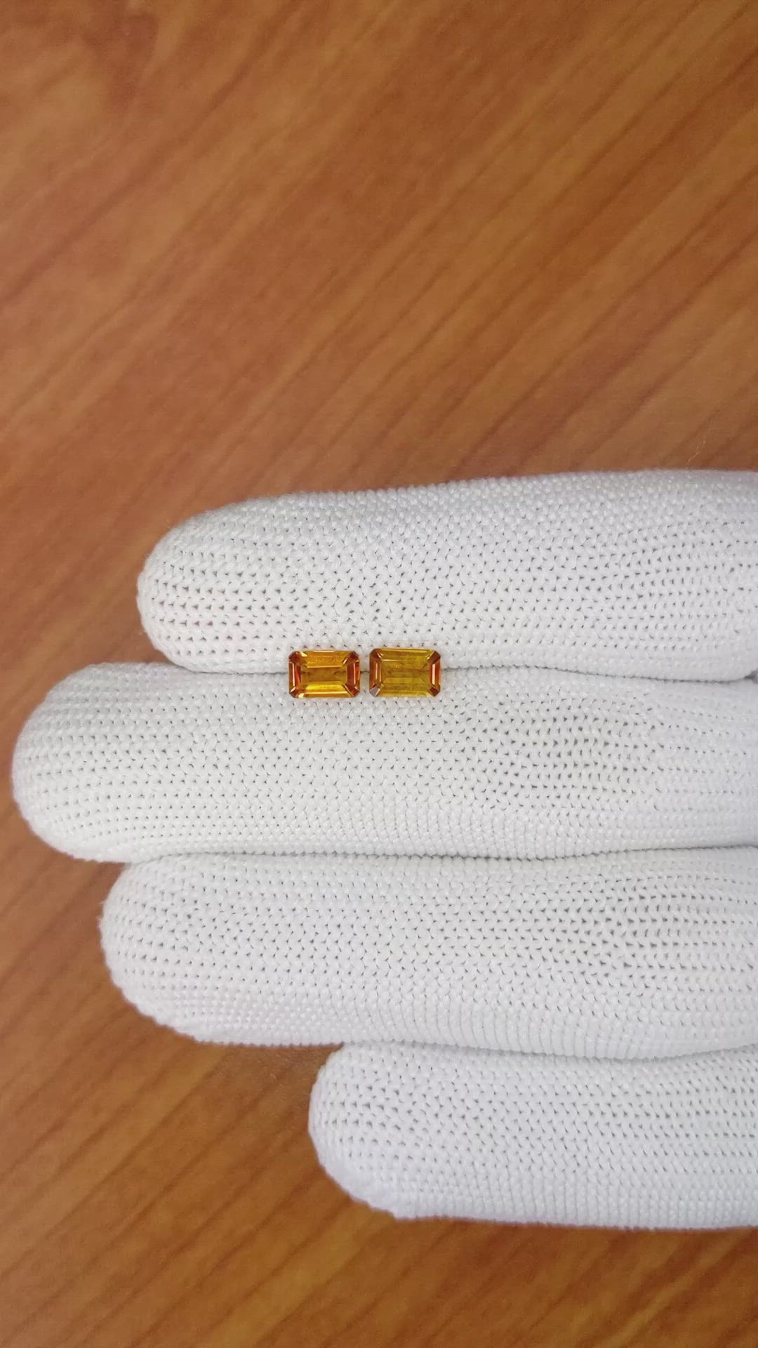 0.88&nbsp;Ct.Tw.Total Carat Weight Madeira Citrine Pair from Brazil Size Video