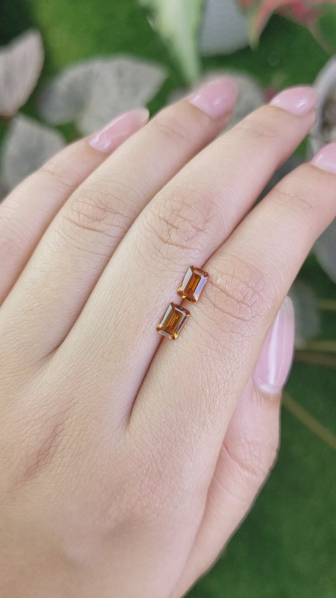 0.88&nbsp;Ct.Tw.Total Carat Weight Madeira Citrine Pair from Brazil Size Video