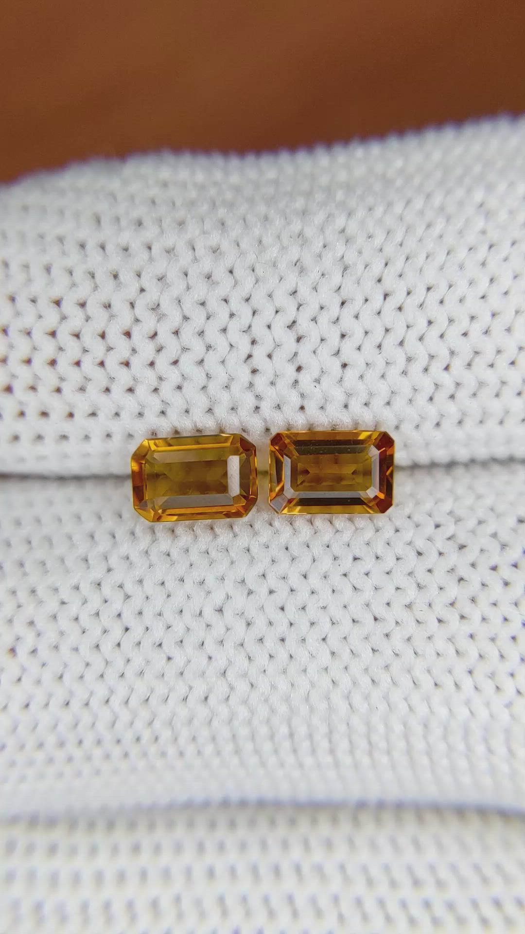 1.05&nbsp;Ct.Tw.Total Carat Weight Madeira Citrine Pair from Brazil Size Video
