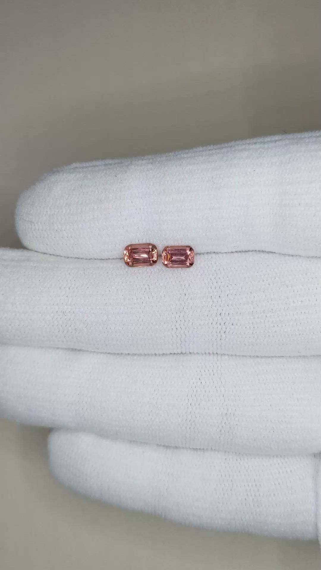 1.22&nbsp;Ct.Tw.Total Carat Weight Malaya Garnet Pair from Tanzania Size Video