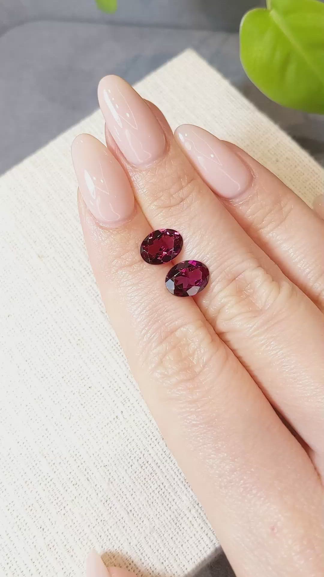3.56&nbsp;Ct.Tw.Total Carat Weight Pinkish Purple Rhodolite Garnet Pair from Tanzania Size Video