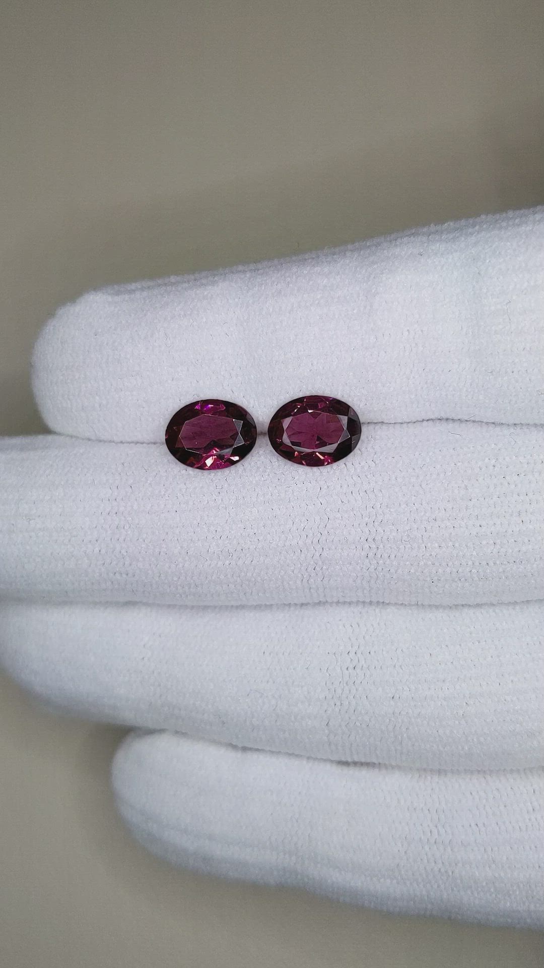 3.56 Ct.Tw.Total Carat Weight Pinkish Purple Rhodolite Garnet Pair from Tanzania Size Video