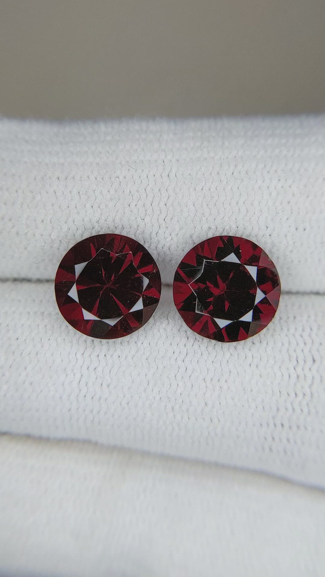 5.96&nbsp;Ct.Tw.Total Carat Weight Red Garnet Pair from Tanzania Size Video