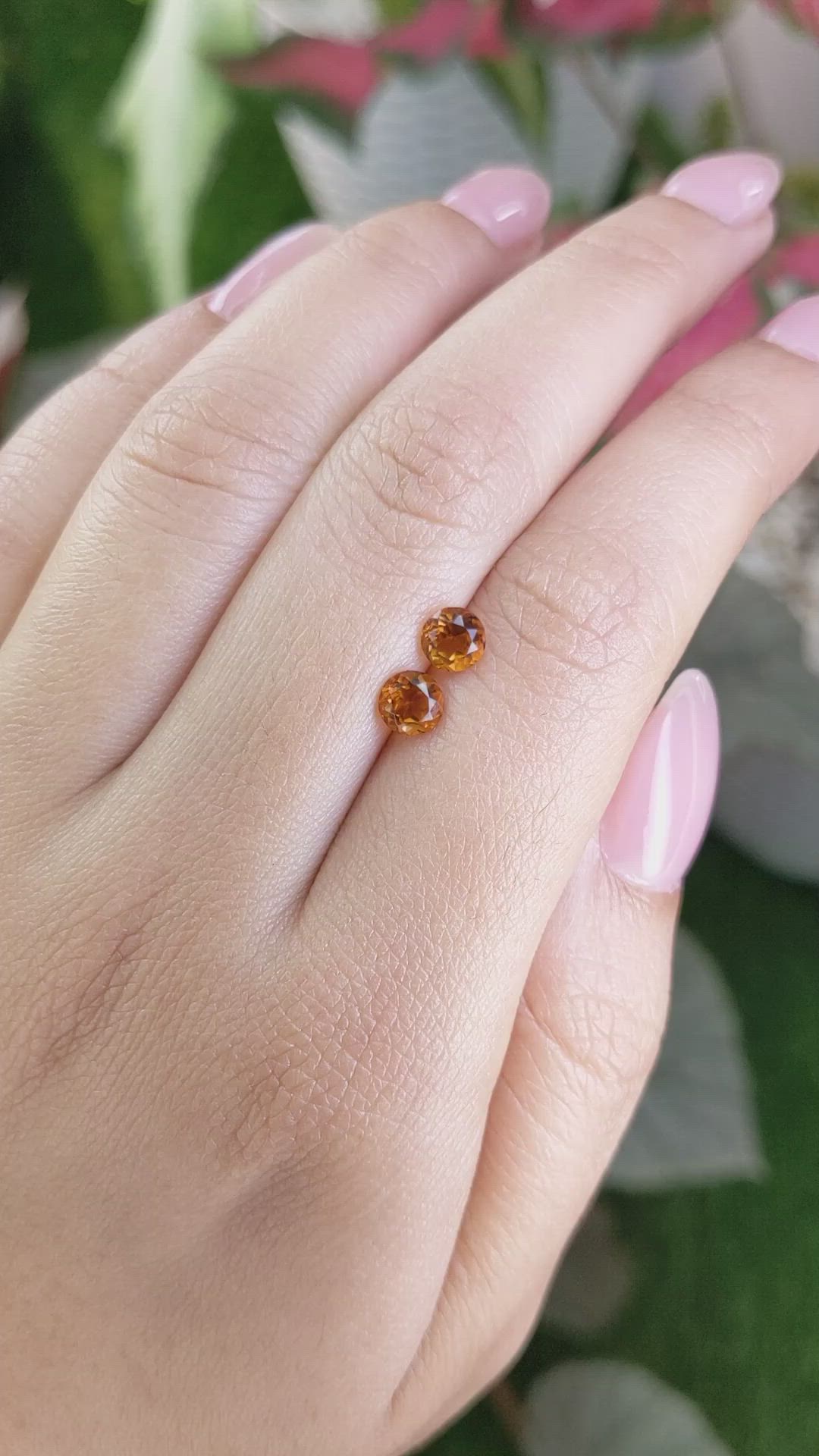 0.96&nbsp;Ct.Tw.Total Carat Weight Madeira Citrine Pair from Brazil Size Video