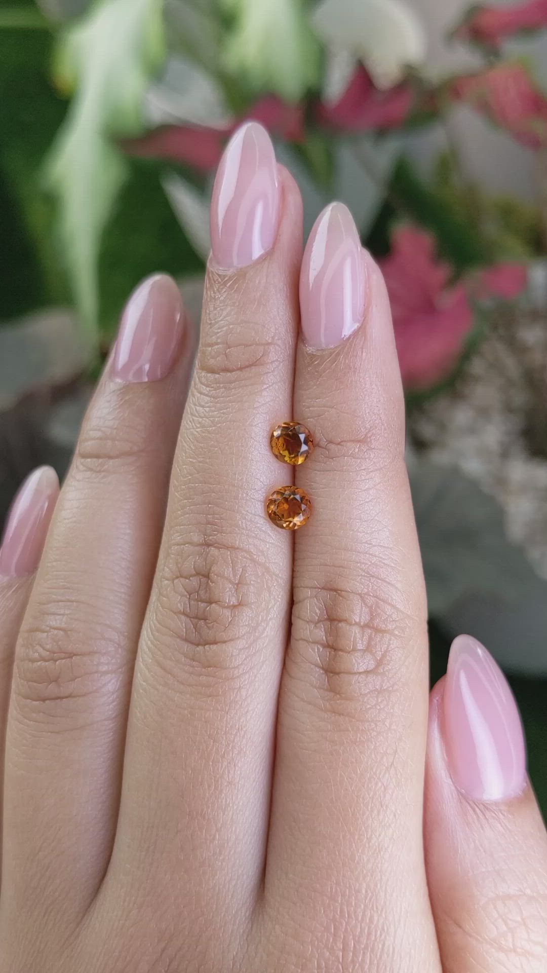 0.96&nbsp;Ct.Tw.Total Carat Weight Madeira Citrine Pair from Brazil Size Video