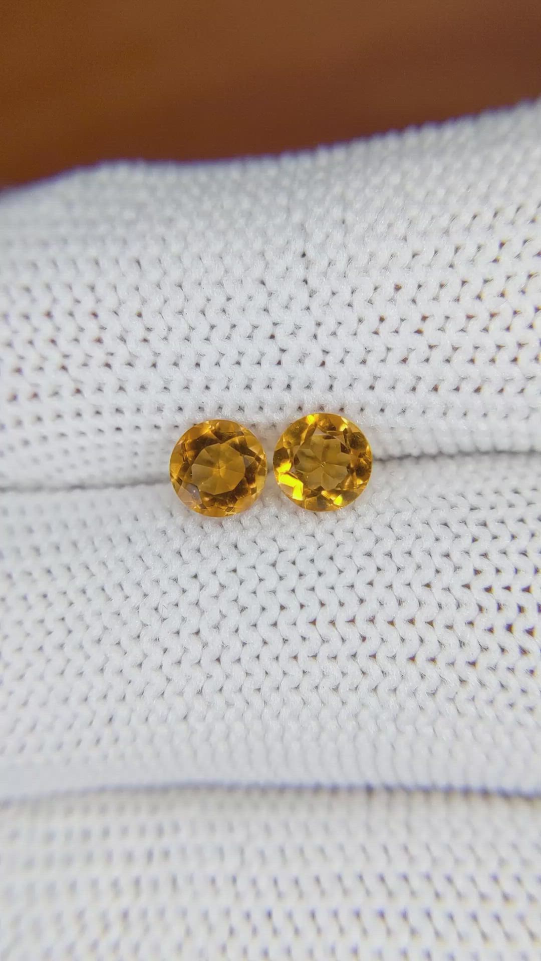 0.91 Ct.Tw.Total Carat Weight Madeira Citrine Pair from Brazil Size Video