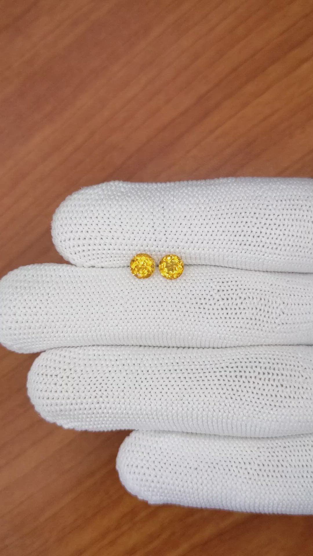 0.86&nbsp;Ct.Tw.Total Carat Weight Yellow Madeira Citrine Pair from Brazil Size Video
