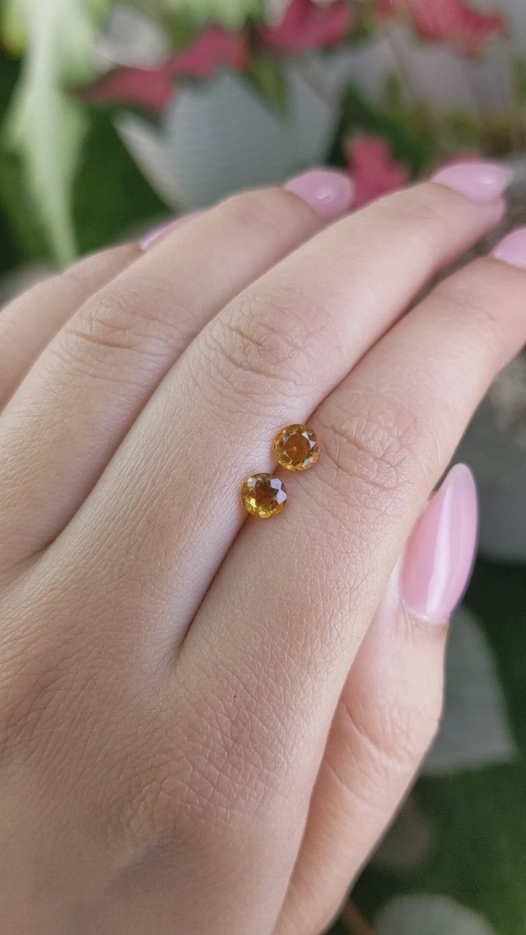 0.97&nbsp;Ct.Tw.Total Carat Weight Madeira Citrine Pair from Brazil Size Video