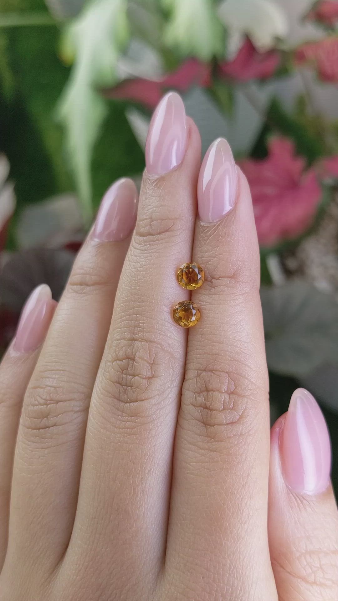 0.97&nbsp;Ct.Tw.Total Carat Weight Madeira Citrine Pair from Brazil Size Video