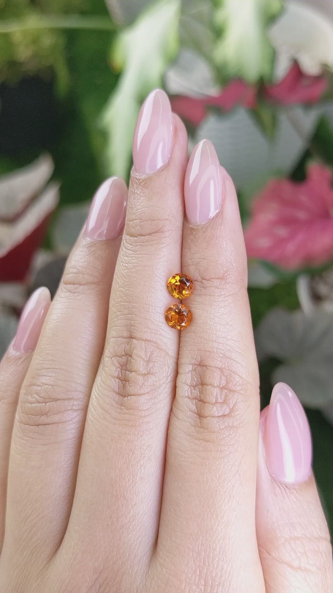 0.95&nbsp;Ct.Tw.Total Carat Weight Madeira Citrine Pair from Brazil Size Video