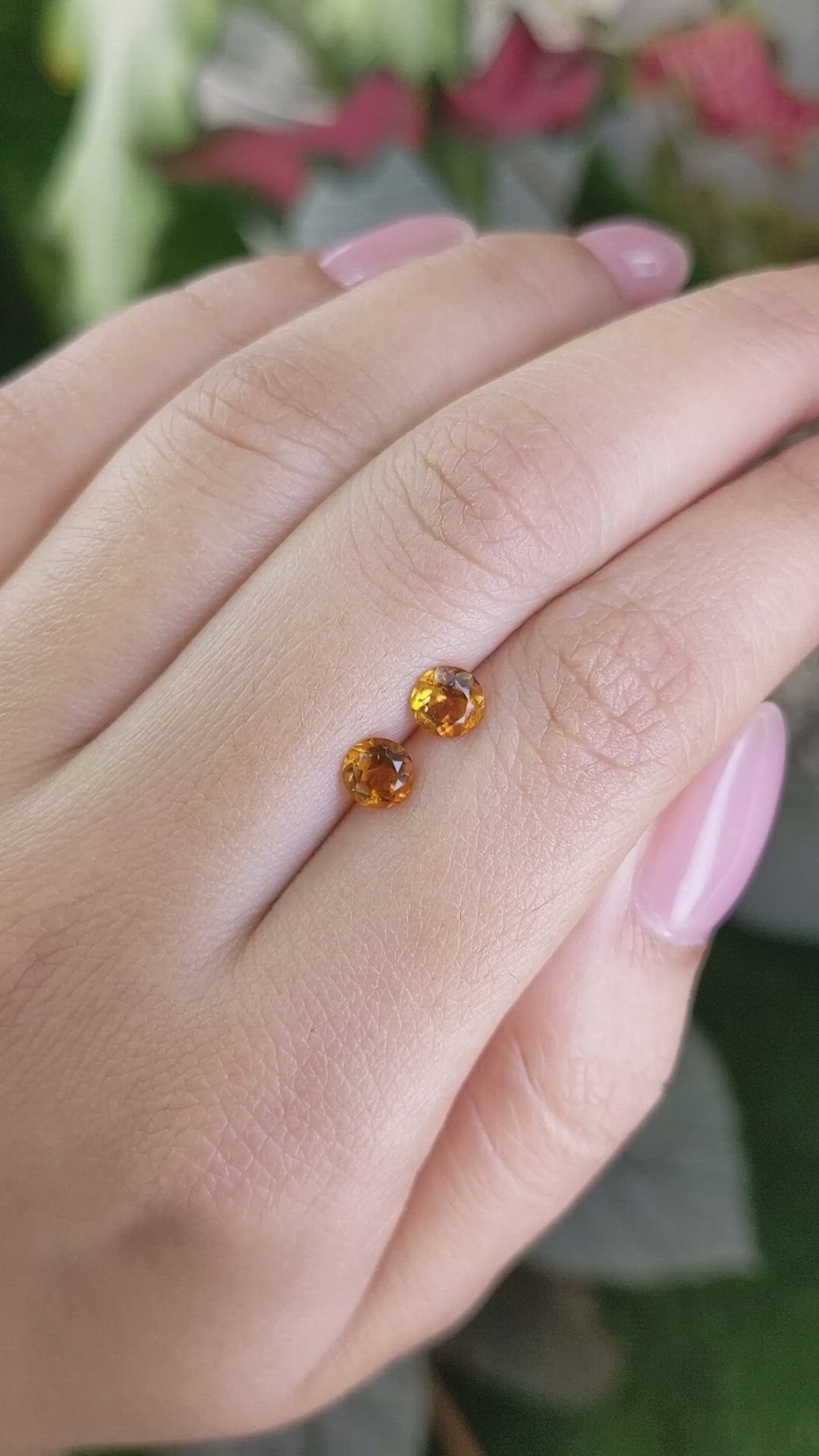 0.93&nbsp;Ct.Tw.Total Carat Weight Yellowish Orange Madeira Citrine Pair from Brazil Size Video