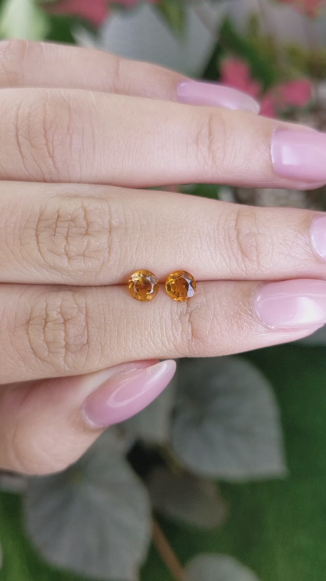 0.93&nbsp;Ct.Tw.Total Carat Weight Yellowish Orange Madeira Citrine Pair from Brazil Size Video