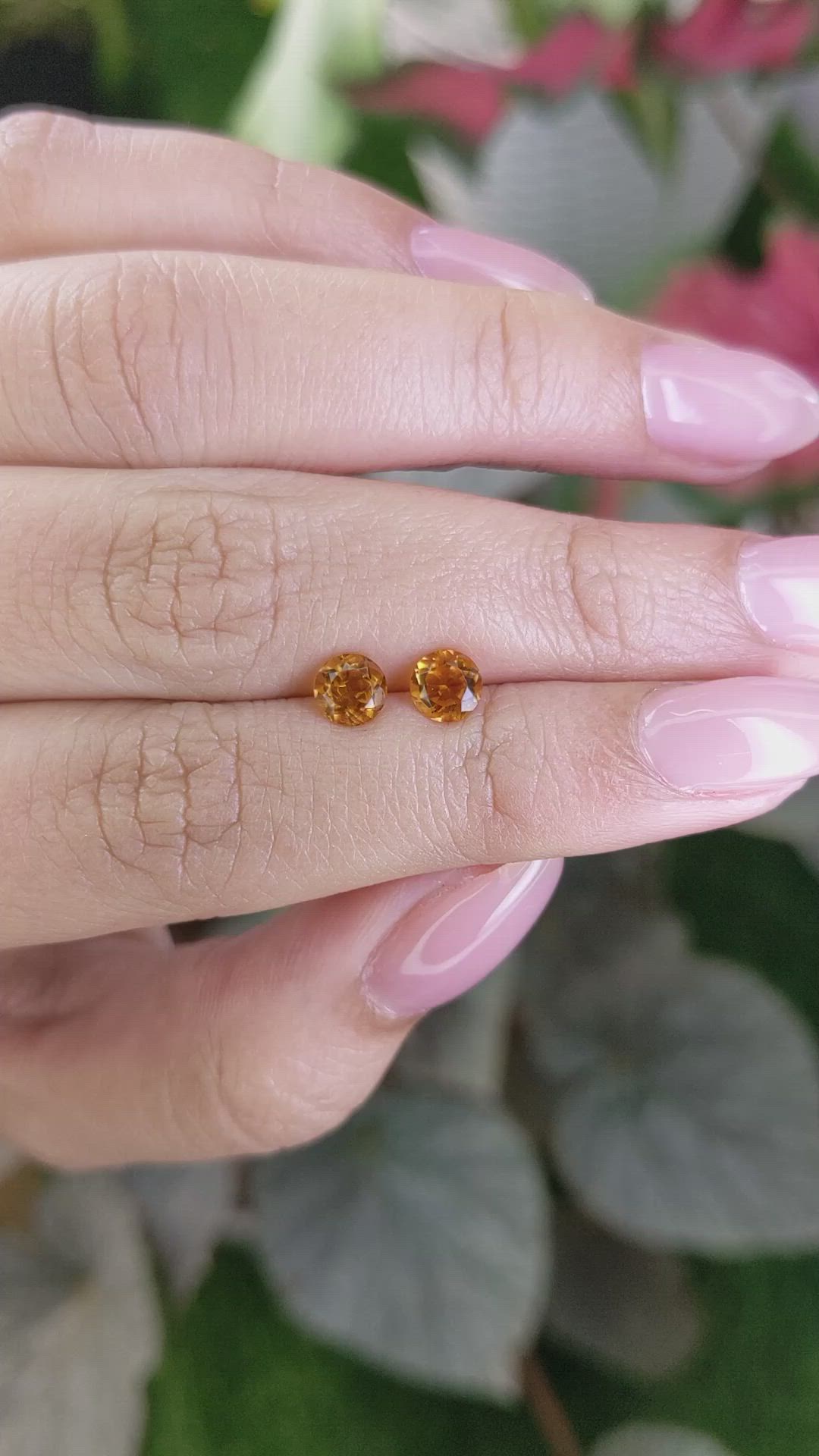 0.93&nbsp;Ct.Tw.Total Carat Weight Madeira Citrine Pair from Brazil Size Video
