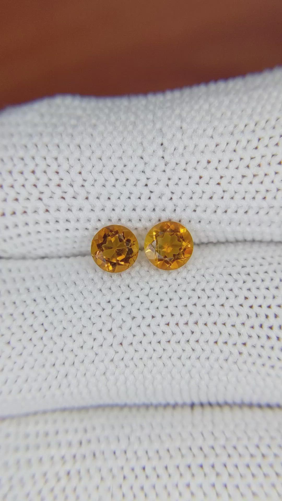 0.91&nbsp;Ct.Tw.Total Carat Weight Yellowish Orange Madeira Citrine Pair from Brazil Size Video