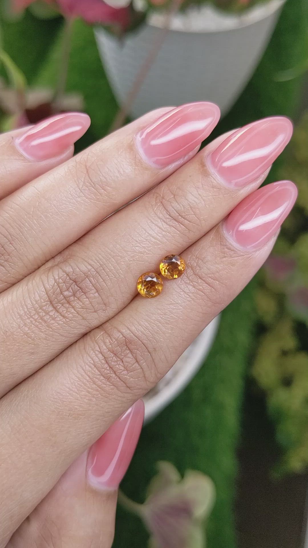 0.91&nbsp;Ct.Tw.Total Carat Weight Yellowish Orange Madeira Citrine Pair from Brazil Size Video