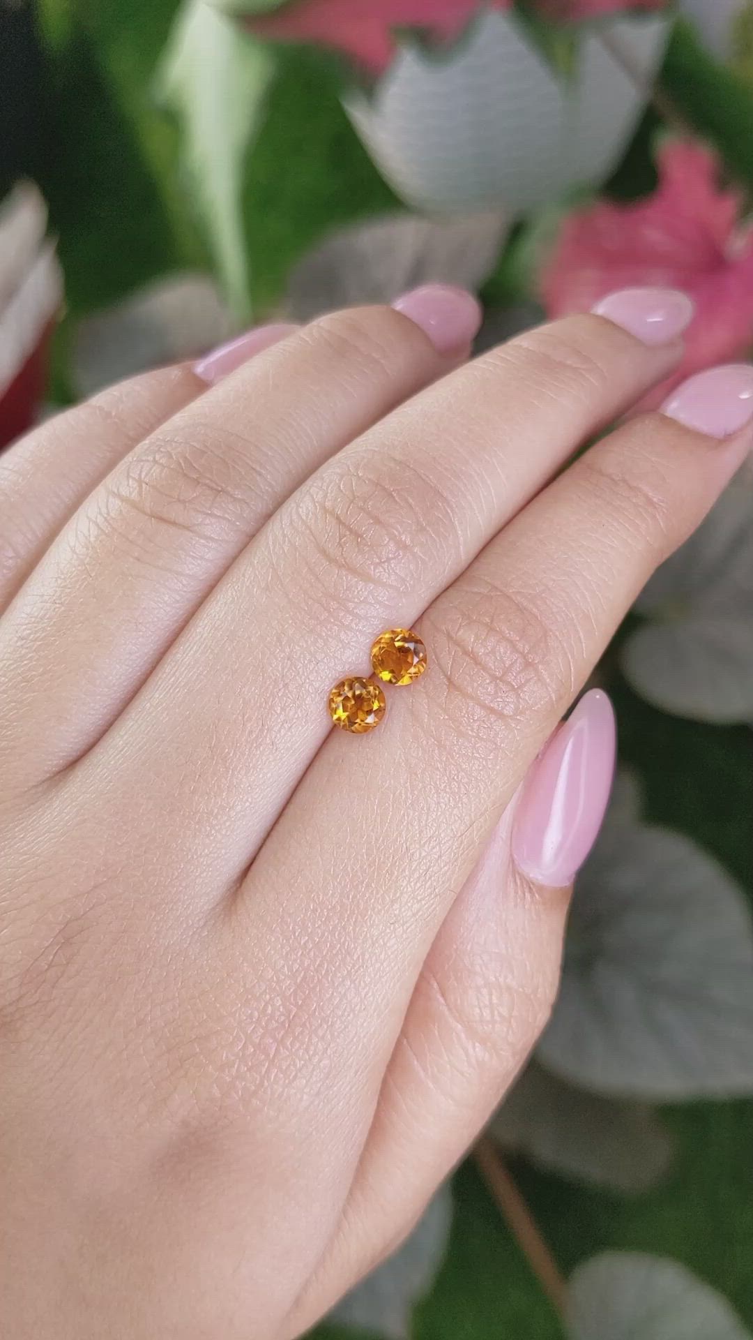 0.90&nbsp;Ct.Tw.Total Carat Weight Yellowish Orange Madeira Citrine Pair from Brazil Size Video