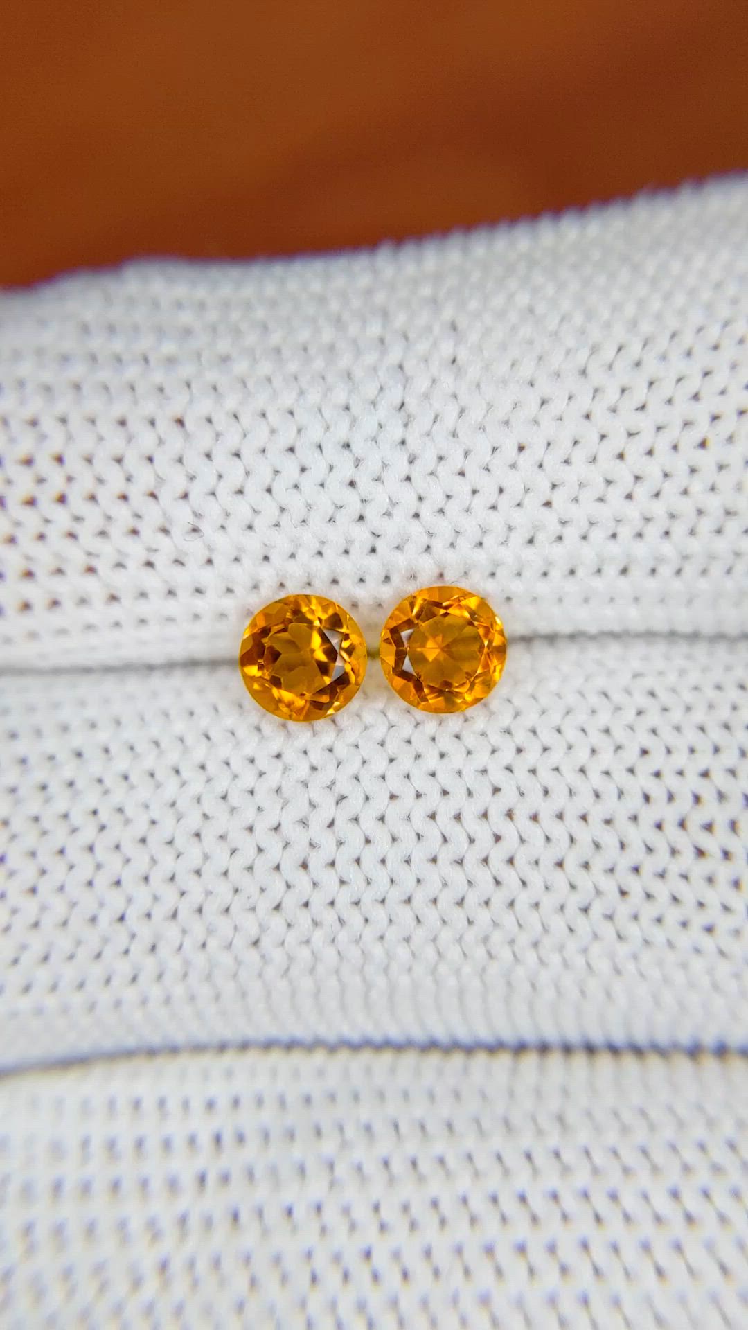 0.90&nbsp;Ct.Tw.Total Carat Weight Yellowish Orange Madeira Citrine Pair from Brazil Size Video
