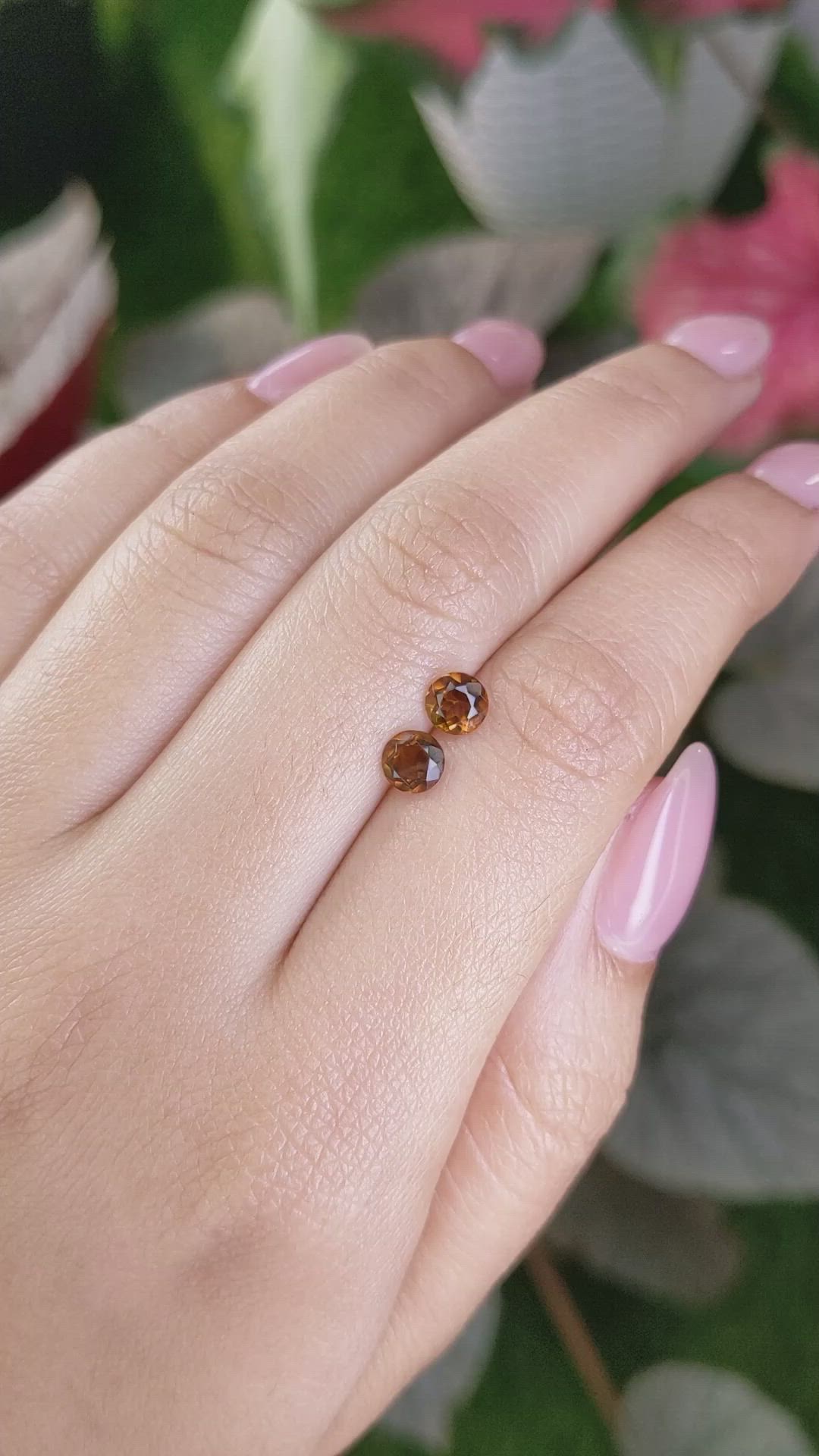 0.92&nbsp;Ct.Tw.Total Carat Weight Brownish Orange Madeira Citrine Pair from Brazil Size Video