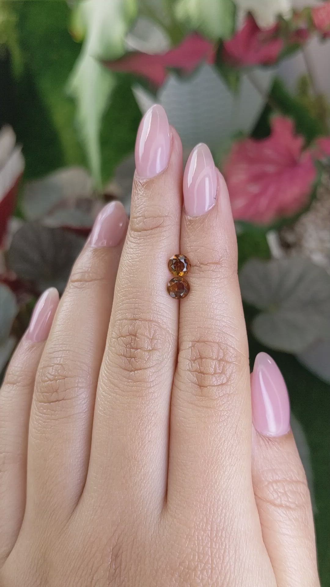 0.92&nbsp;Ct.Tw.Total Carat Weight Brownish Orange Madeira Citrine Pair from Brazil Size Video
